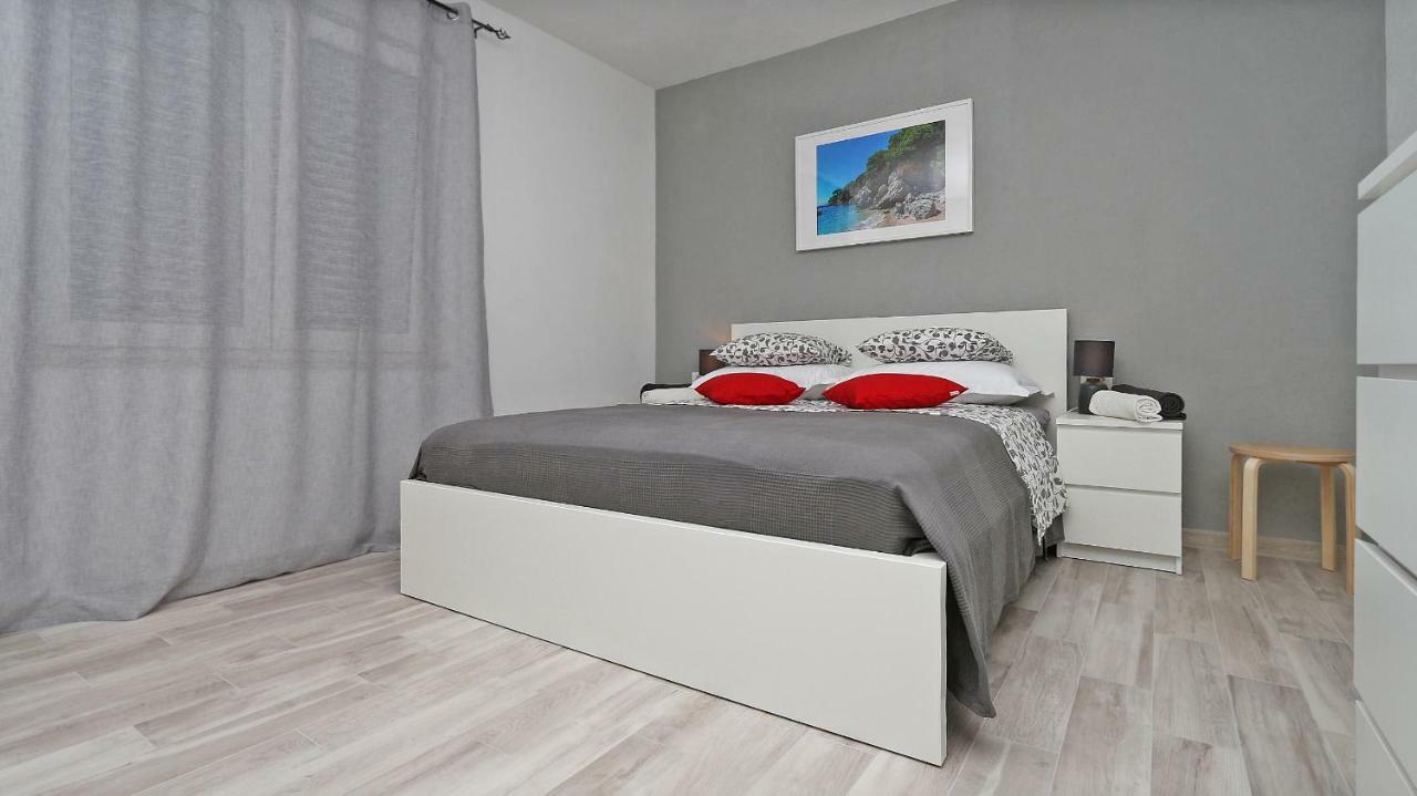 Modern Apartments Iva Makarska Extérieur photo