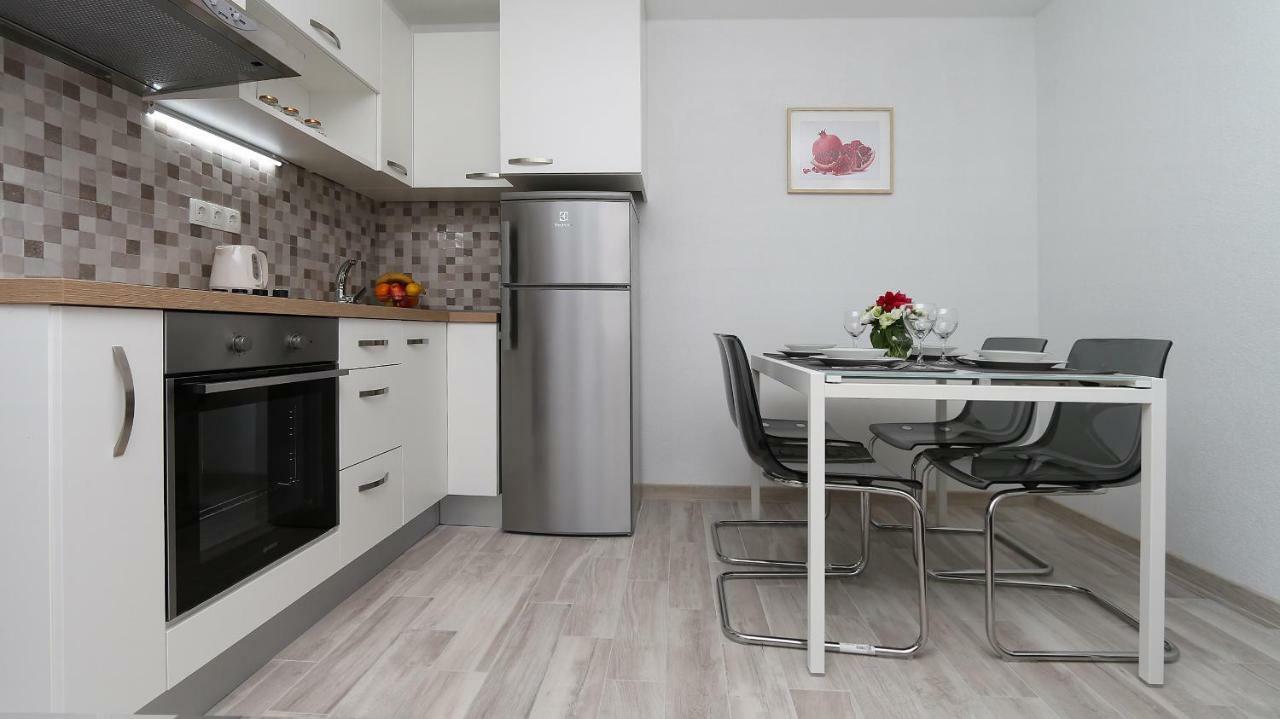 Modern Apartments Iva Makarska Extérieur photo