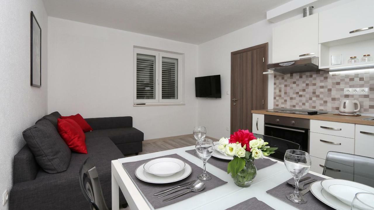 Modern Apartments Iva Makarska Extérieur photo